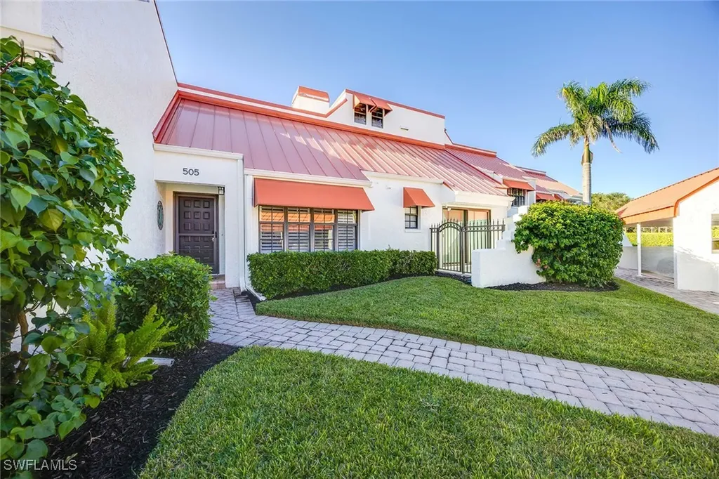 505 Serendipity Drive Naples FL 34108