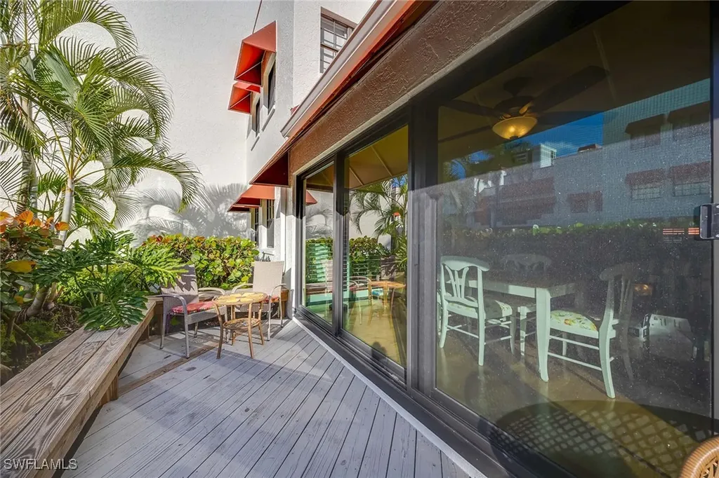 505 Serendipity Drive Naples FL 34108
