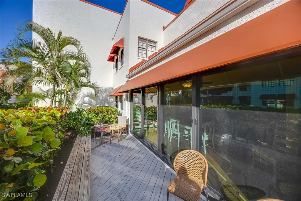 505 Serendipity Drive Naples FL 34108