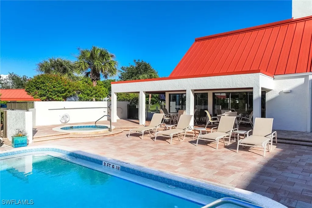 505 Serendipity Drive Naples FL 34108