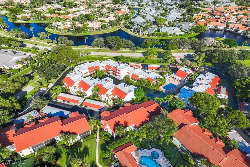 505 Serendipity Drive Naples FL 34108