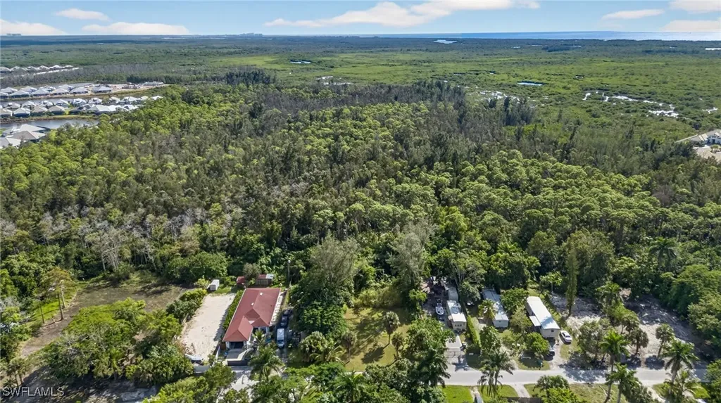2650 Holly Avenue Naples FL 34112