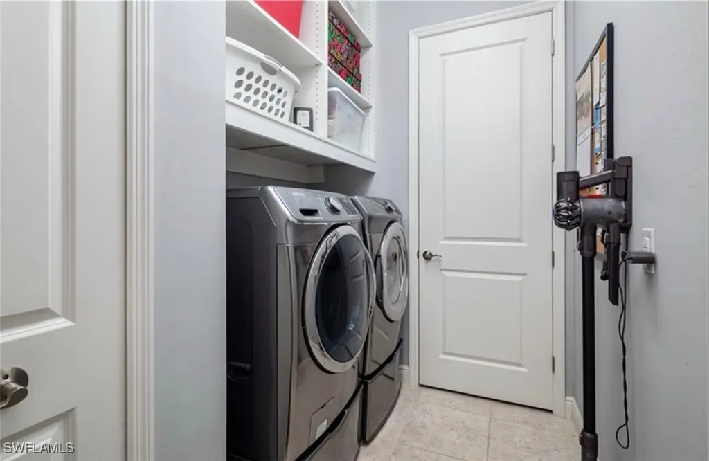 21271 Estero Palm Way Estero FL 33928