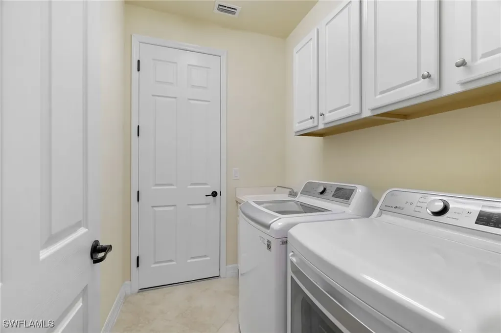 28680 Derry Court Bonita Springs FL 34135