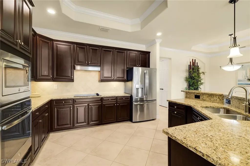 28680 Derry Court Bonita Springs FL 34135