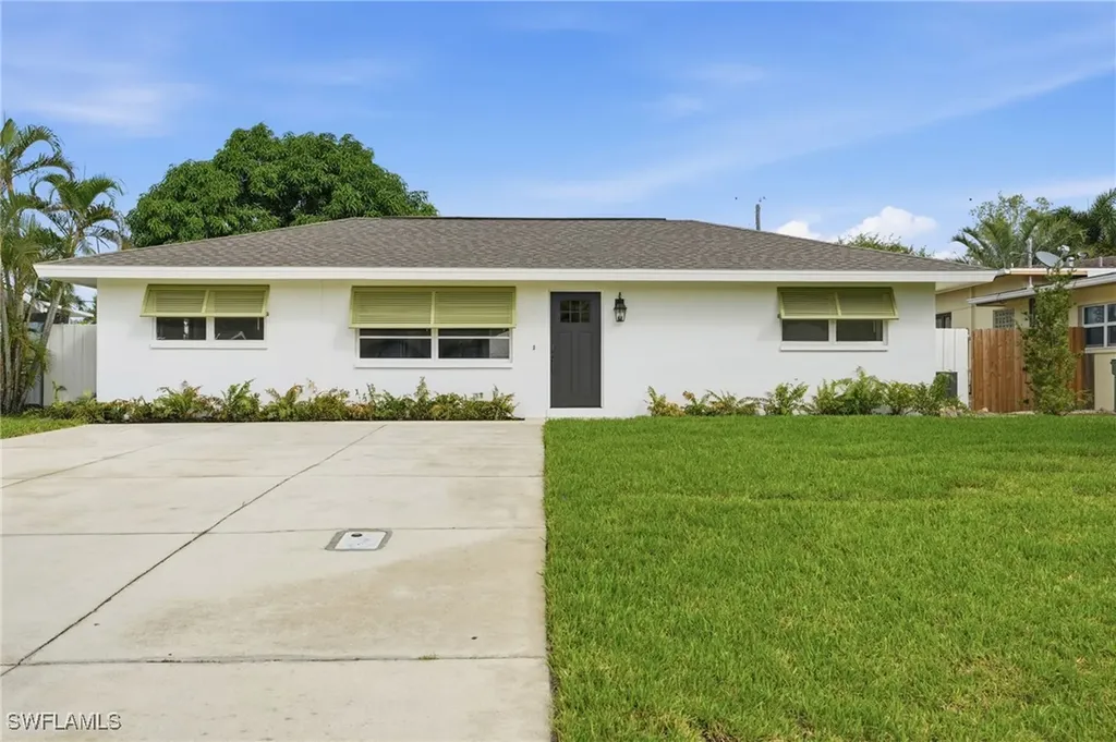 1205 Hilltop Drive Naples FL 34103