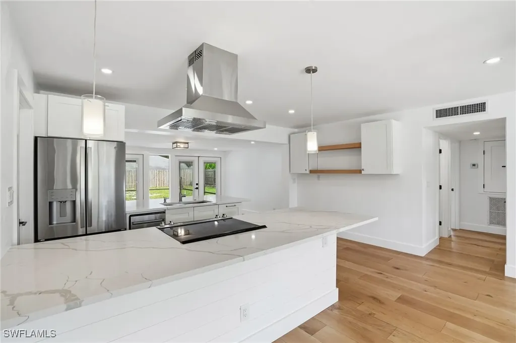 1205 Hilltop Drive Naples FL 34103
