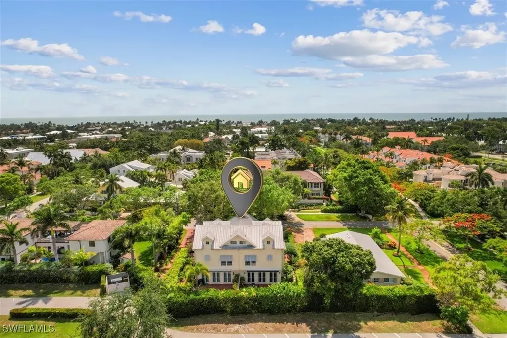 215 5th Street S Naples FL 34102