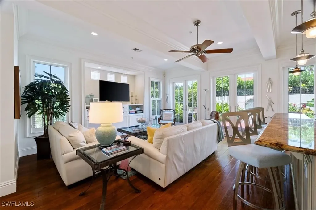 215 5th Street S Naples FL 34102