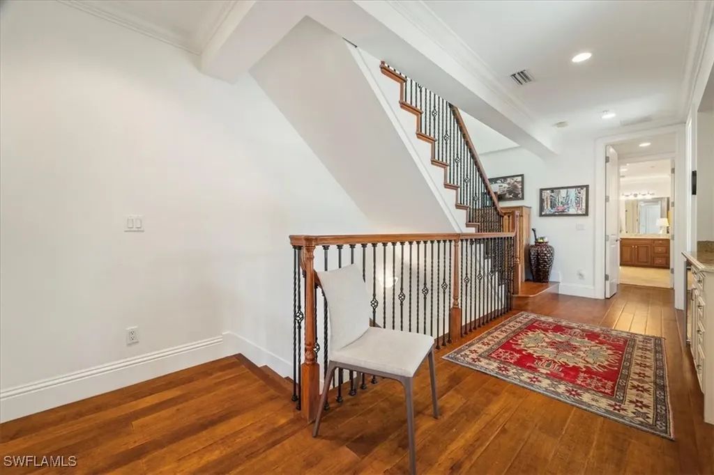 215 5th Street S Naples FL 34102