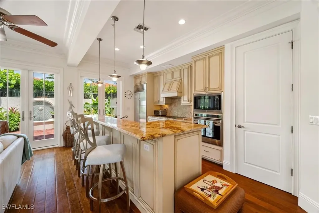 215 5th Street S Naples FL 34102