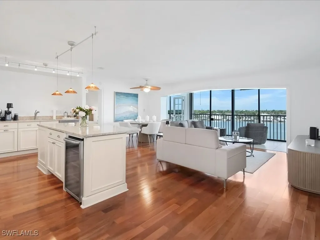 2750 Gulf Shore Boulevard N Naples FL 34103