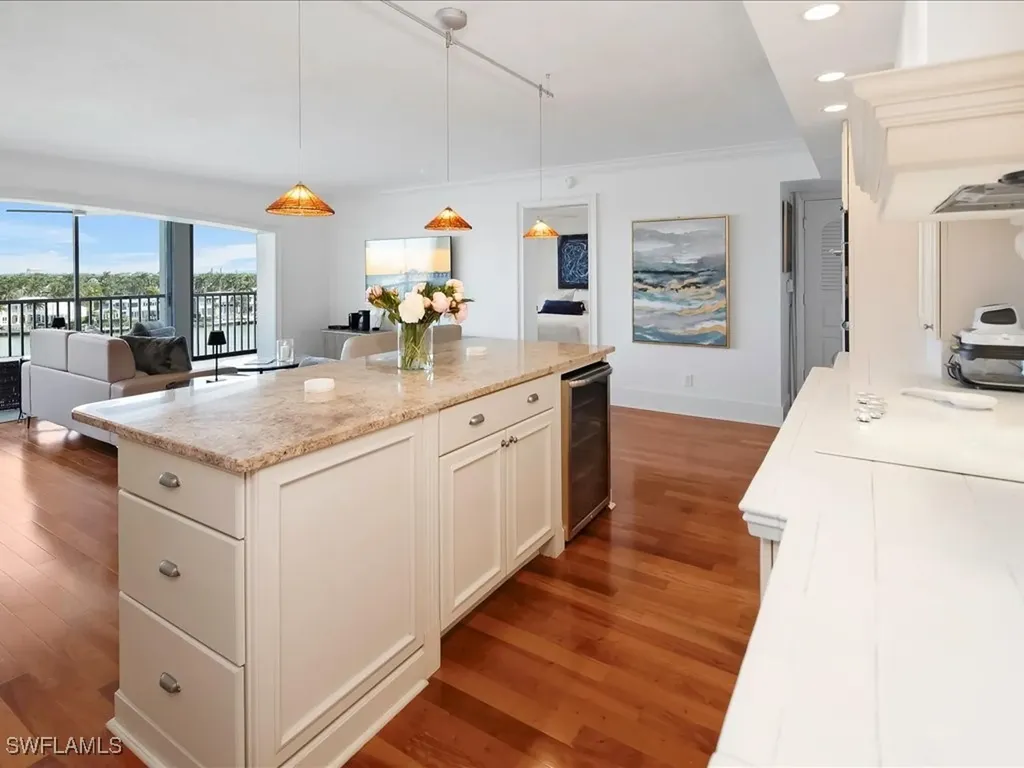 2750 Gulf Shore Boulevard N Naples FL 34103