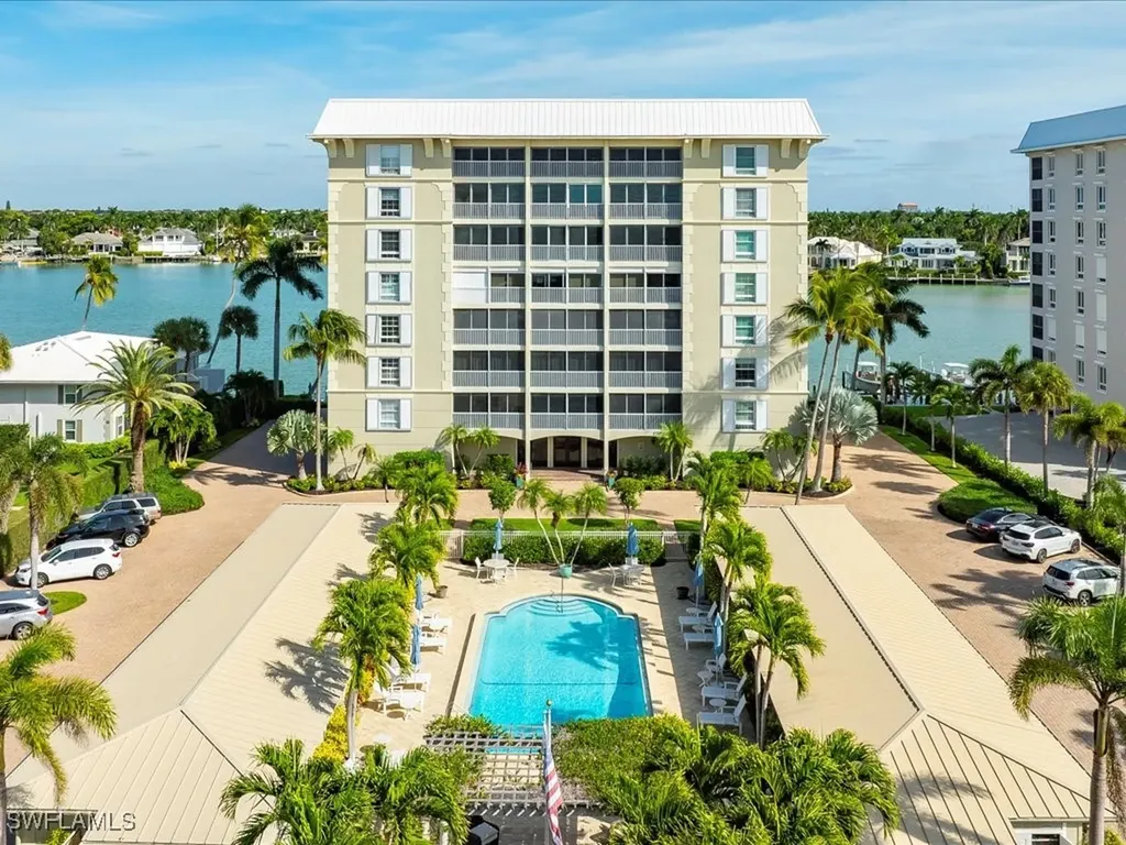 2750 Gulf Shore Boulevard N Naples FL 34103