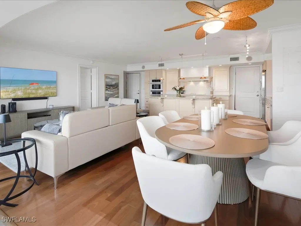 2750 Gulf Shore Boulevard N Naples FL 34103