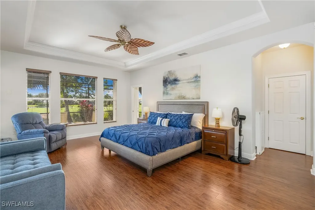 4923 Cerromar Drive Naples FL 34112