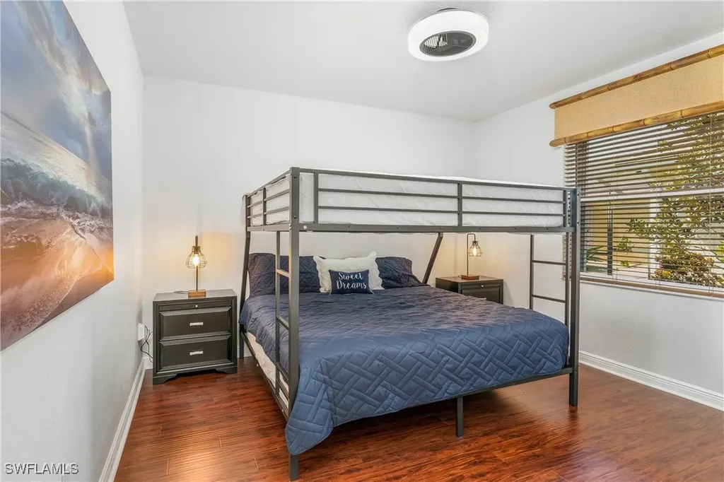 4923 Cerromar Drive Naples FL 34112