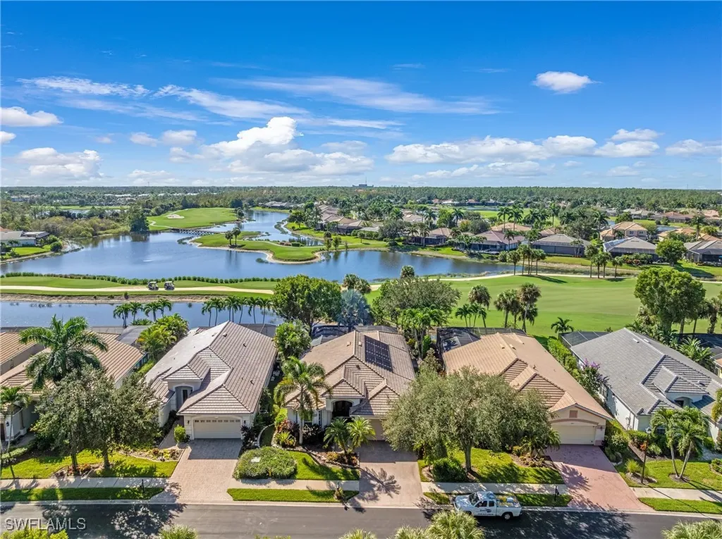 4923 Cerromar Drive Naples FL 34112