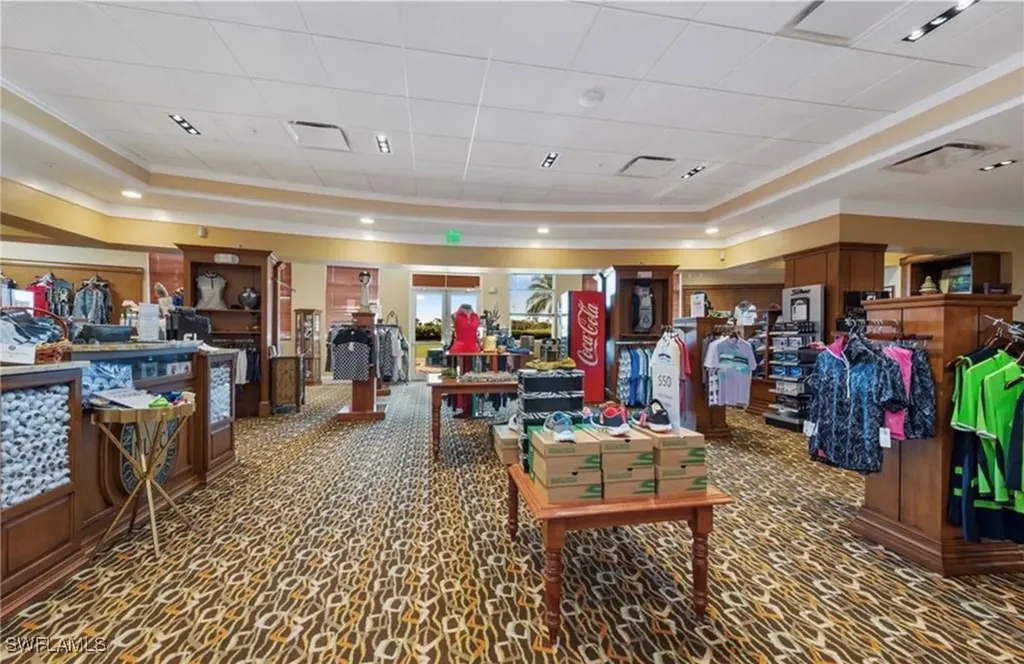 4923 Cerromar Drive Naples FL 34112