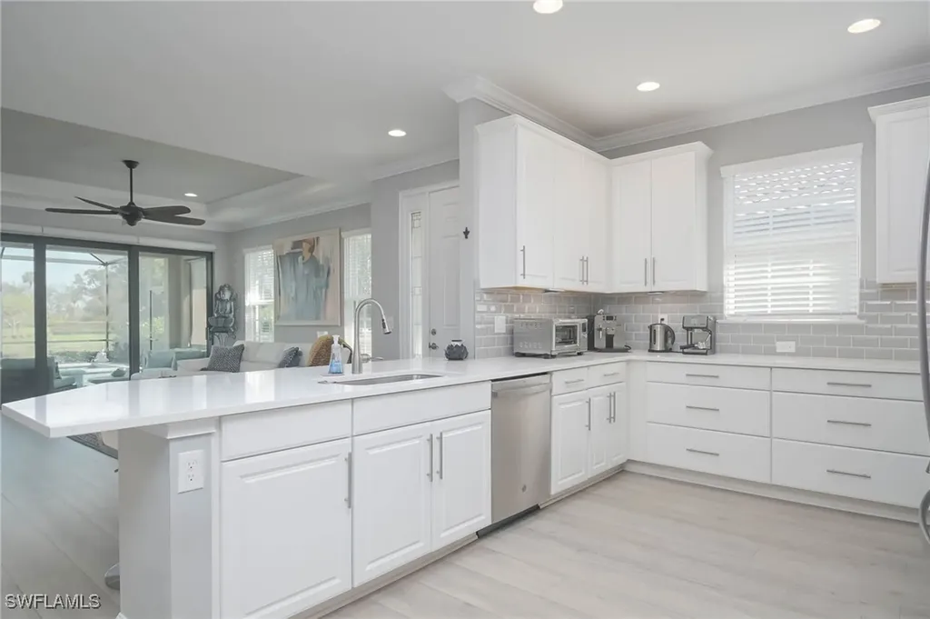 8013 Calle Canovas Court Naples FL 34114