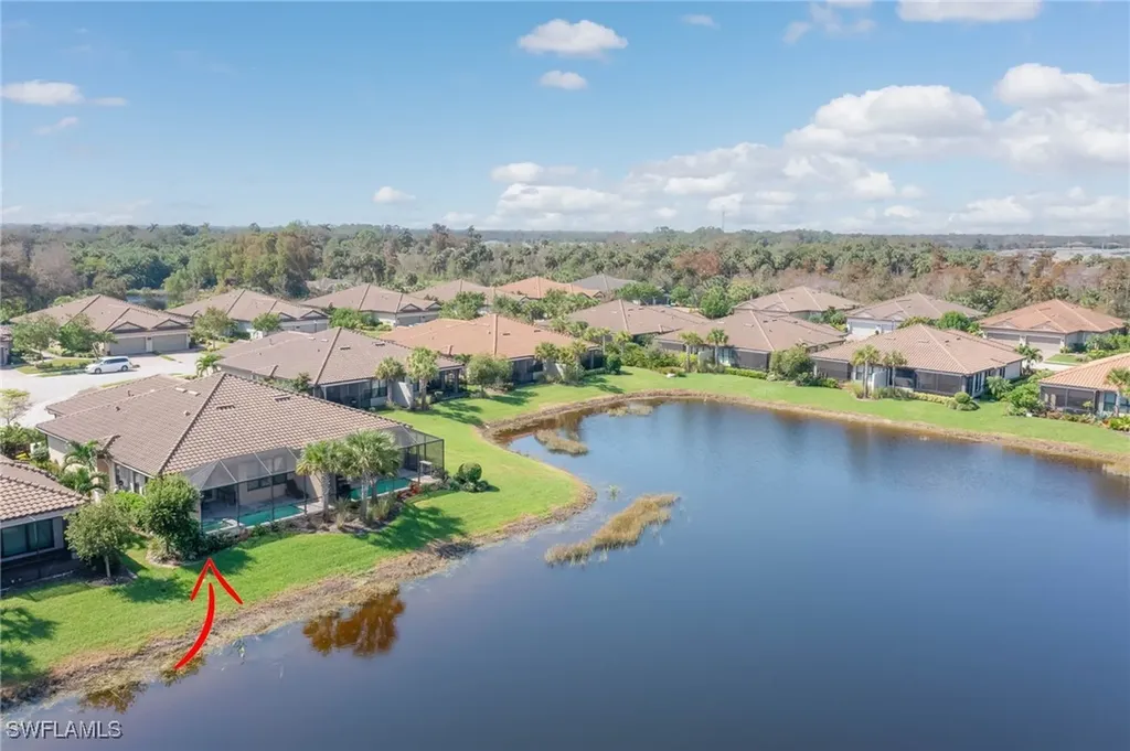 8013 Calle Canovas Court Naples FL 34114