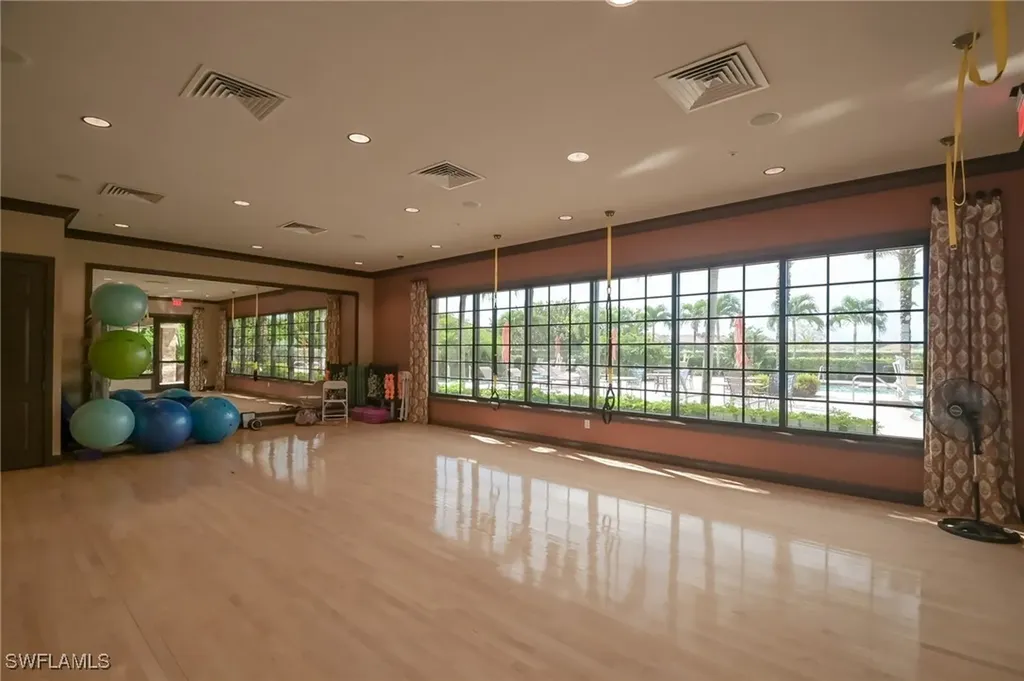 8013 Calle Canovas Court Naples FL 34114