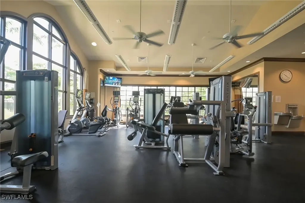 8013 Calle Canovas Court Naples FL 34114