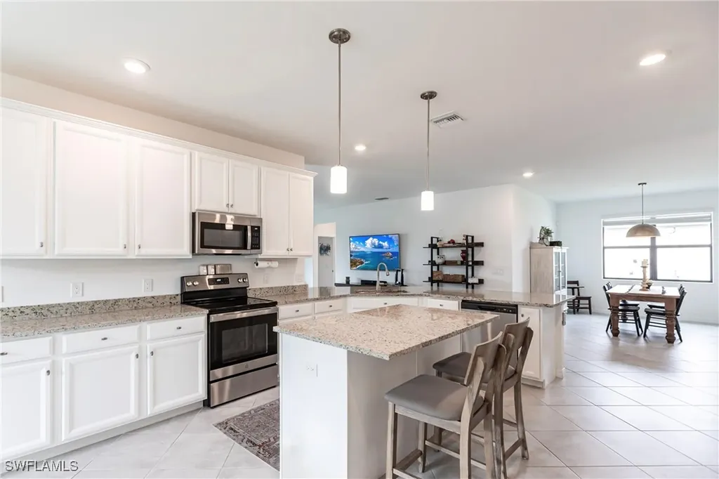 3413 Nombella Court Fort Myers FL 33905