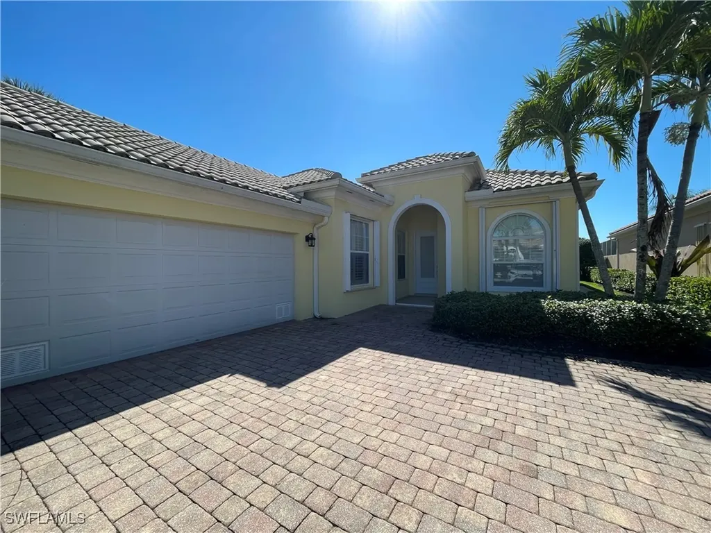 7710 Tommasi Court Naples FL 34114