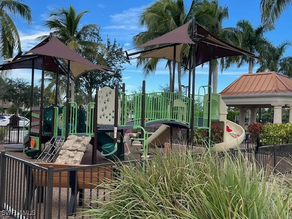 7710 Tommasi Court Naples FL 34114