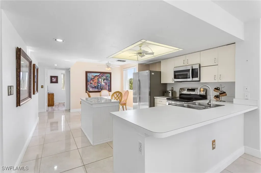 290 Naples Cove Drive Naples FL 34110