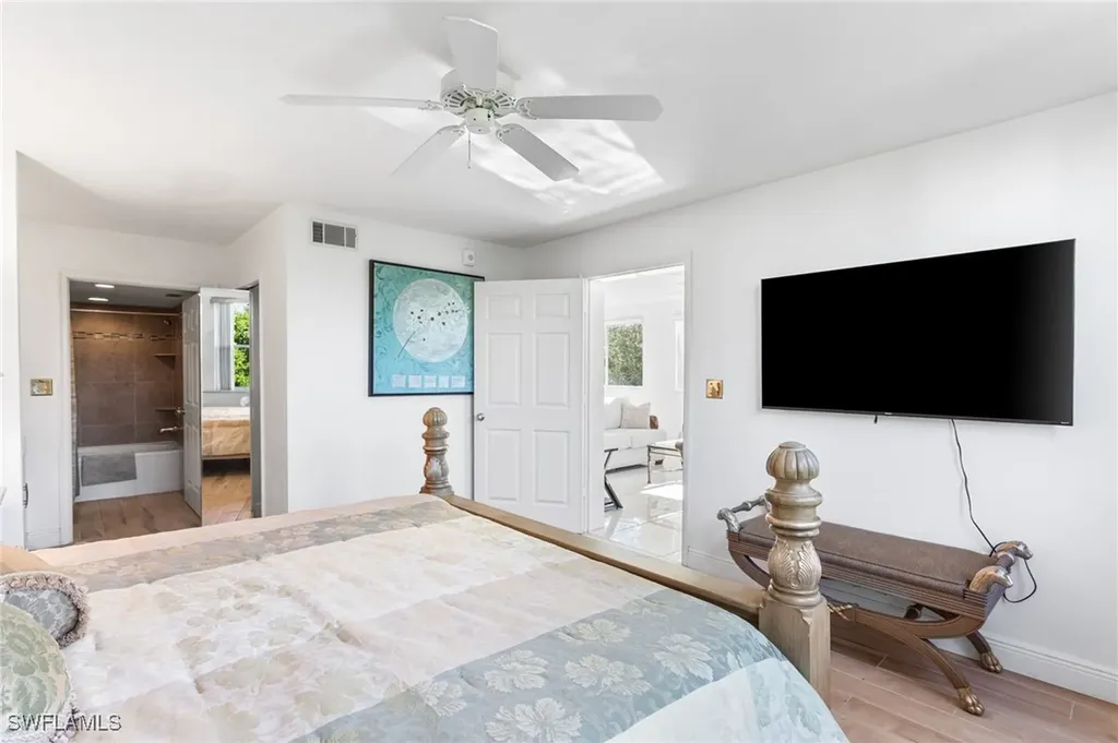 290 Naples Cove Drive Naples FL 34110