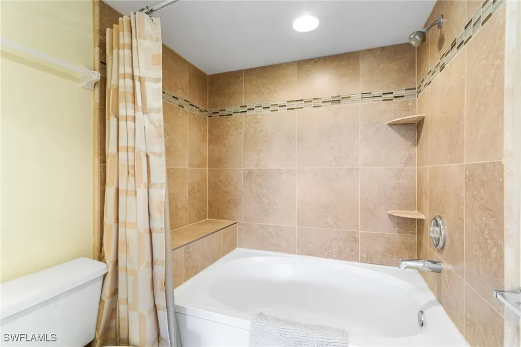 290 Naples Cove Drive Naples FL 34110