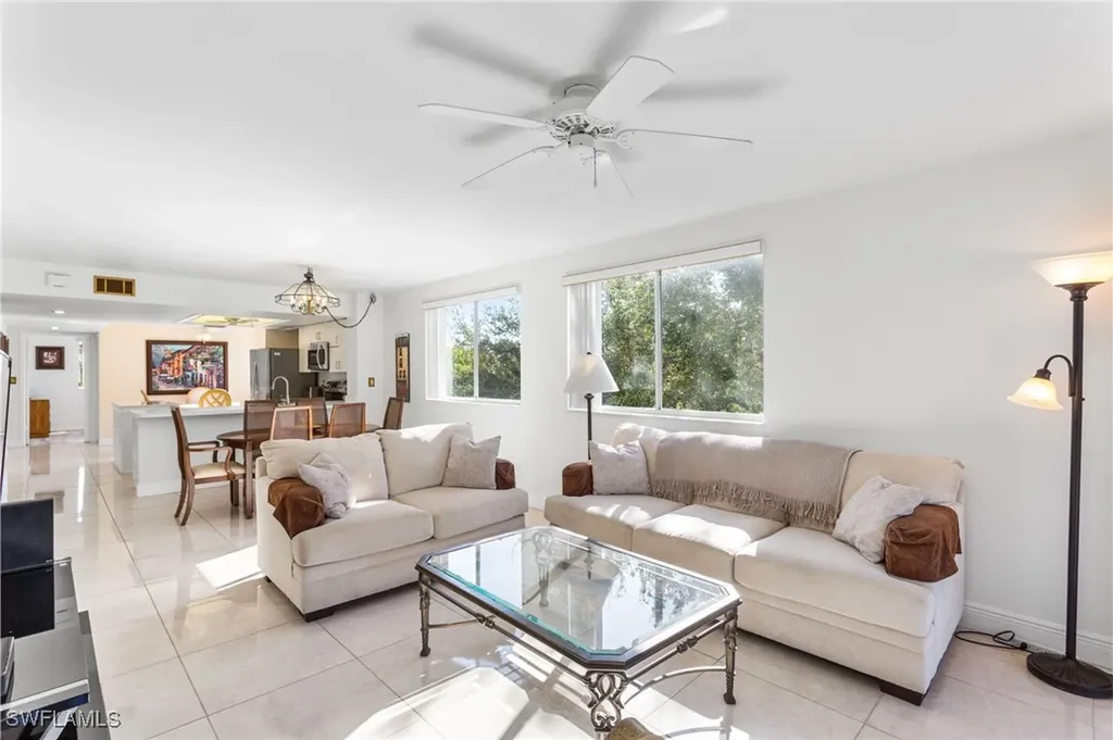 290 Naples Cove Drive Naples FL 34110