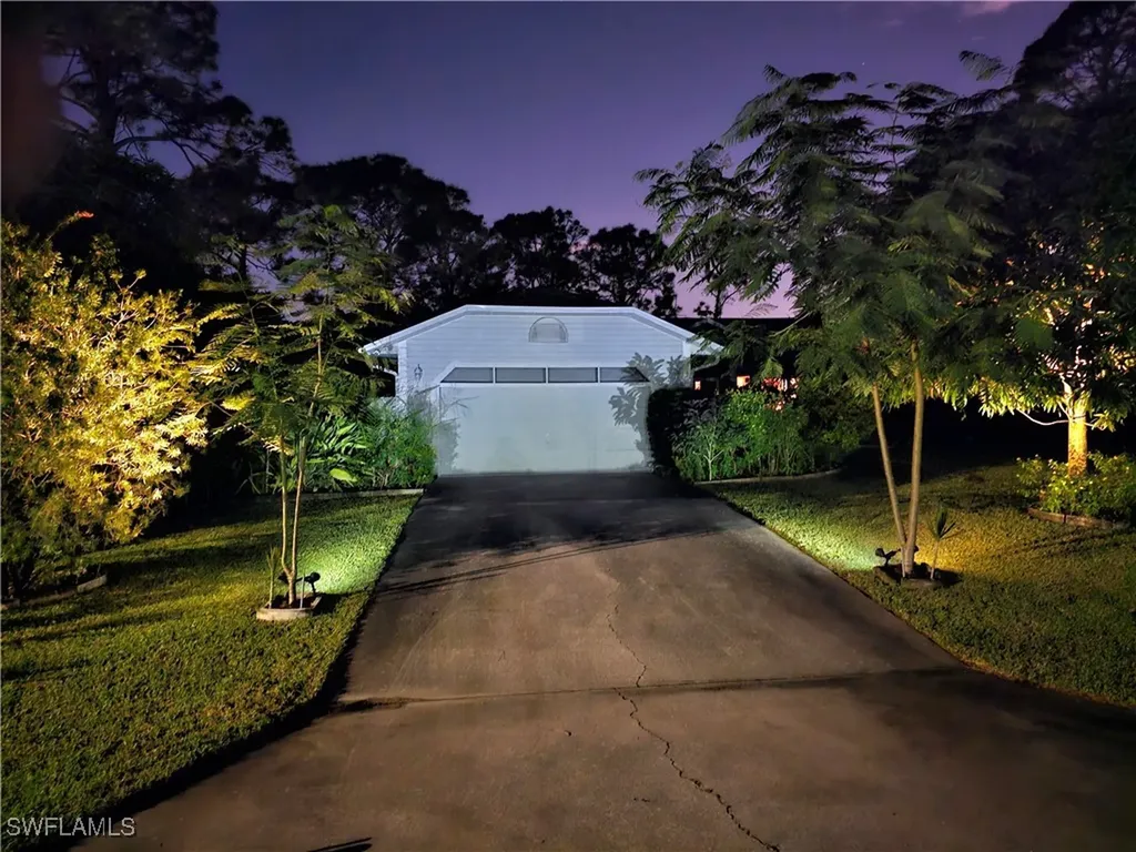 2505 9th Street W Lehigh Acres FL 33971
