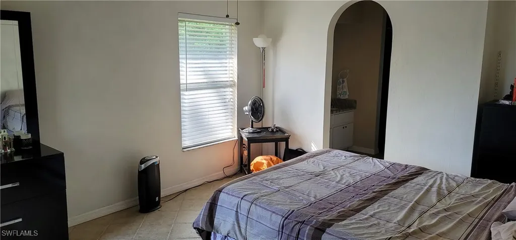 2505 9th Street W Lehigh Acres FL 33971