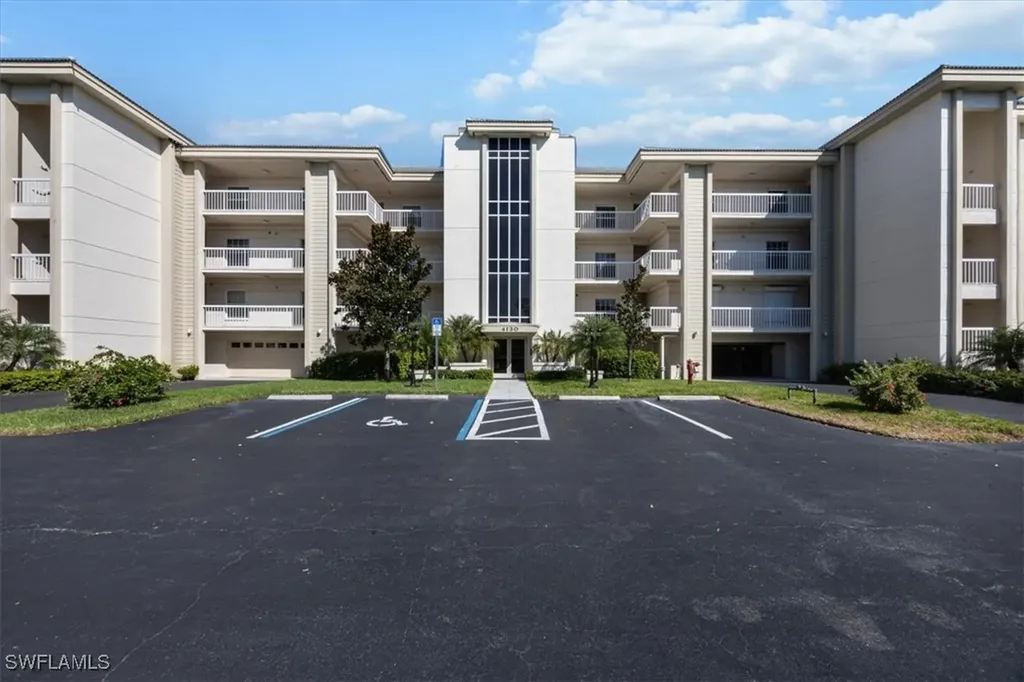 4130 Bayhead Drive Bonita Springs FL 34134