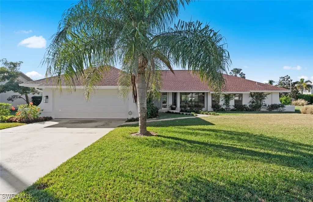 Naples FL, 2255 Imperial Golf Course Boulevard