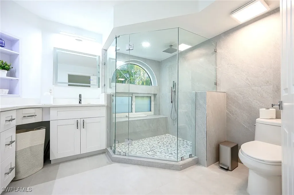 592 Beachwalk Circle Naples FL 34108
