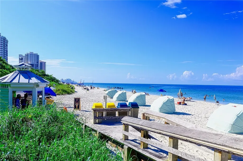 592 Beachwalk Circle Naples FL 34108