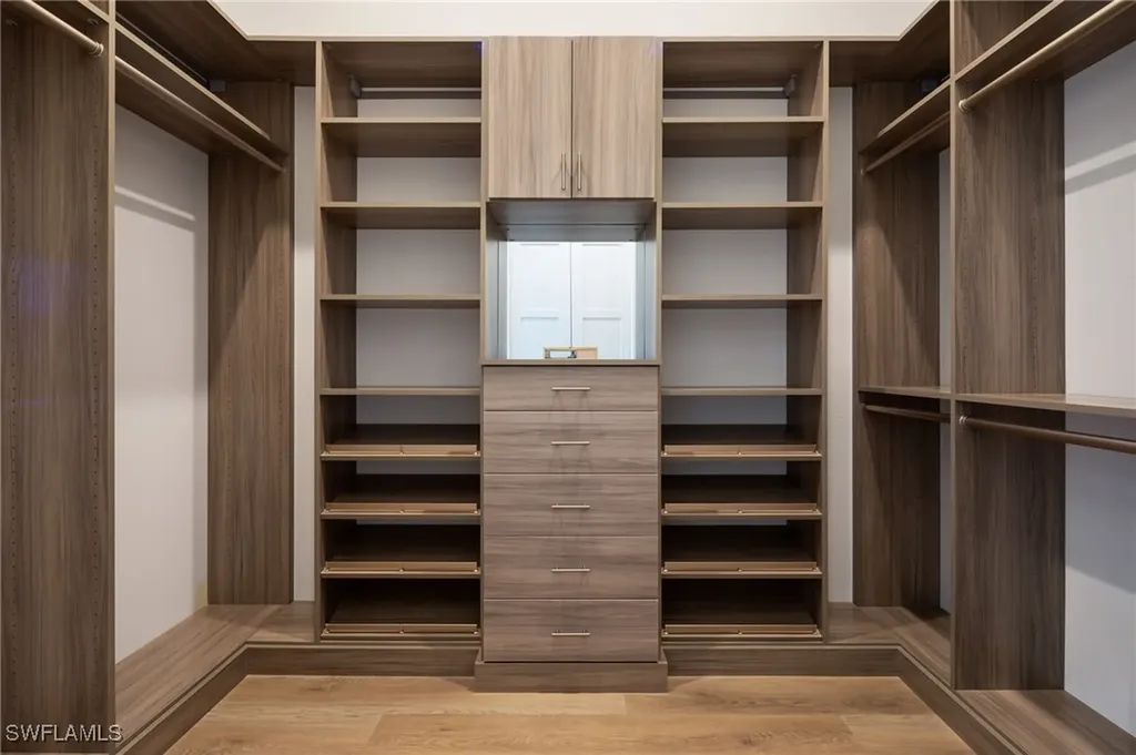 1257 11th Court N Naples FL 34102