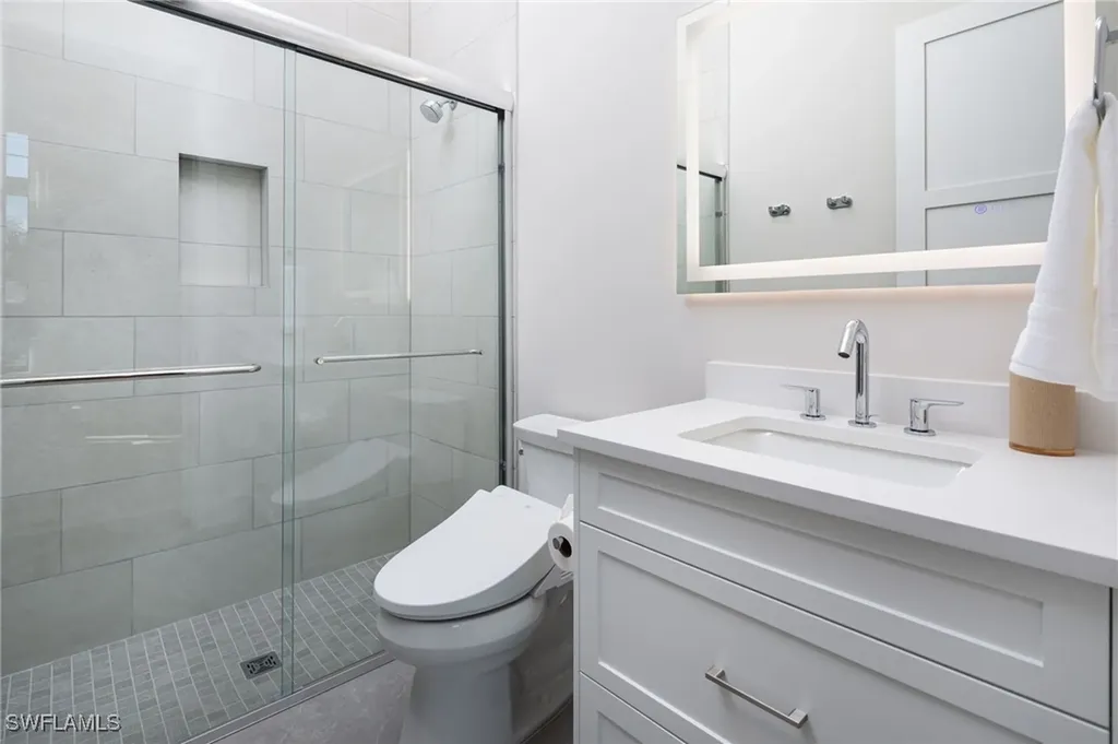 1257 11th Court N Naples FL 34102