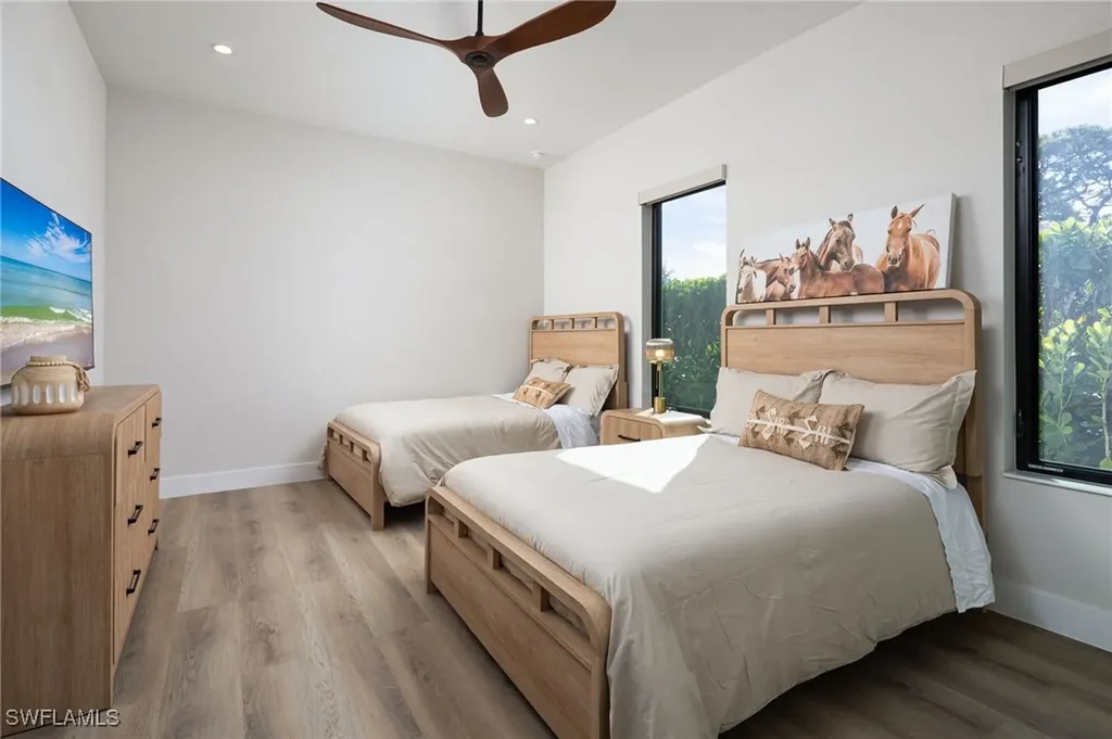 1257 11th Court N Naples FL 34102