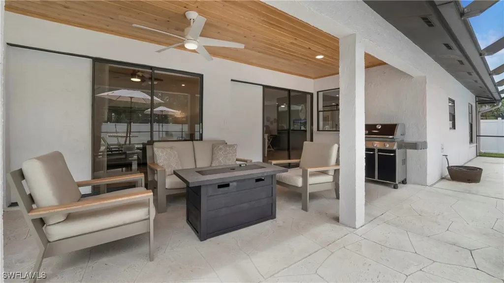 3705 Tomlinson Street Bonita Springs FL 34134