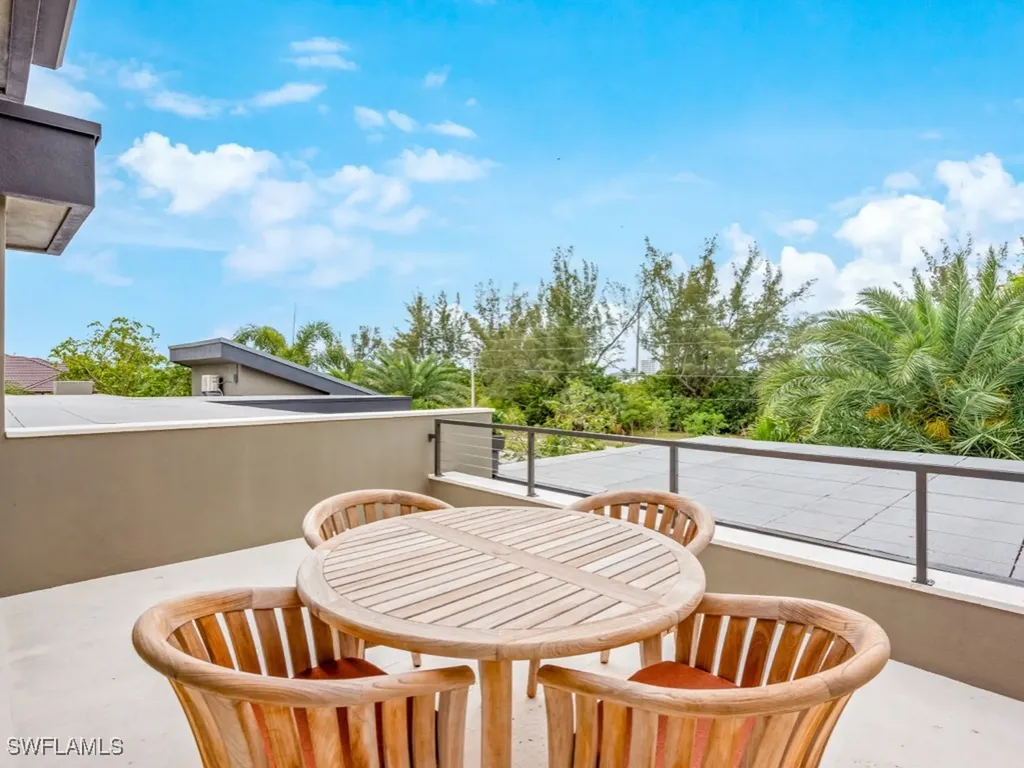 600 Crescent Street Marco Island FL 34145