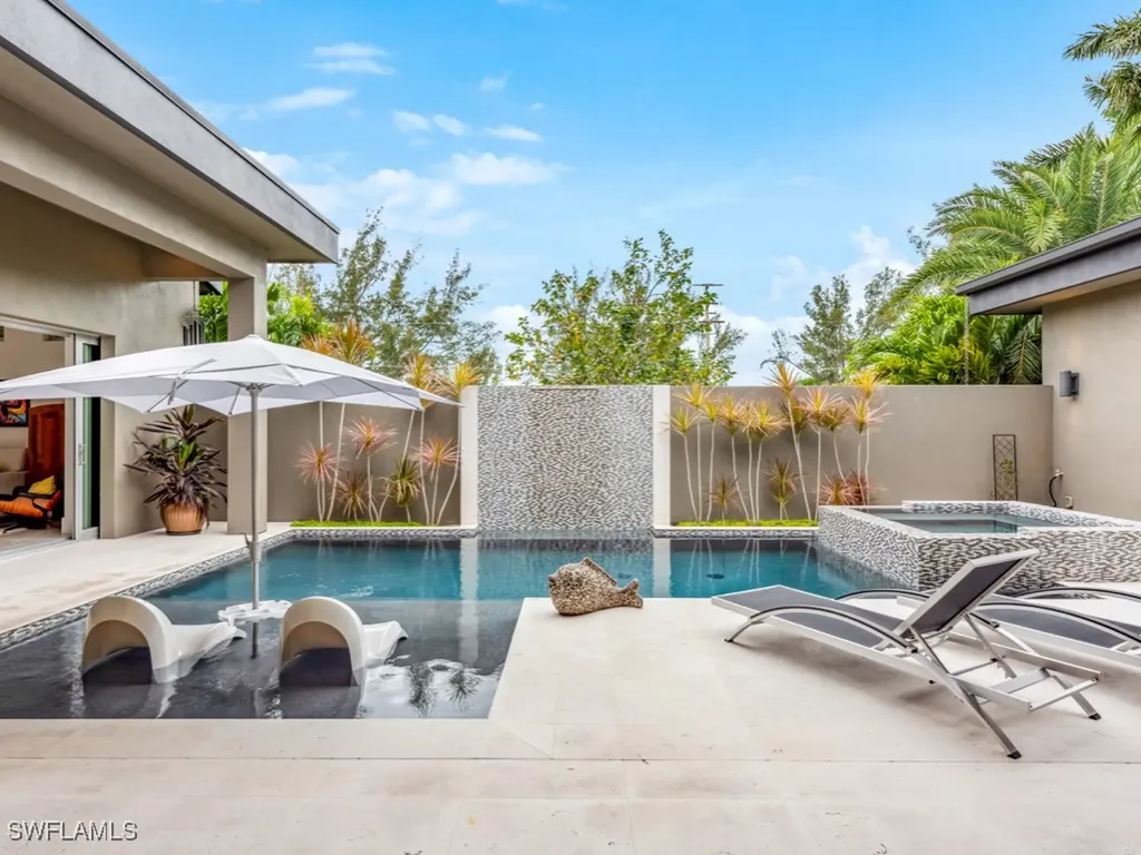 600 Crescent Street Marco Island FL 34145
