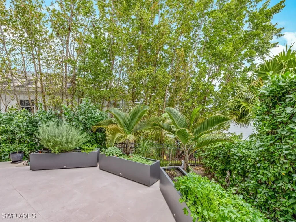 600 Crescent Street Marco Island FL 34145