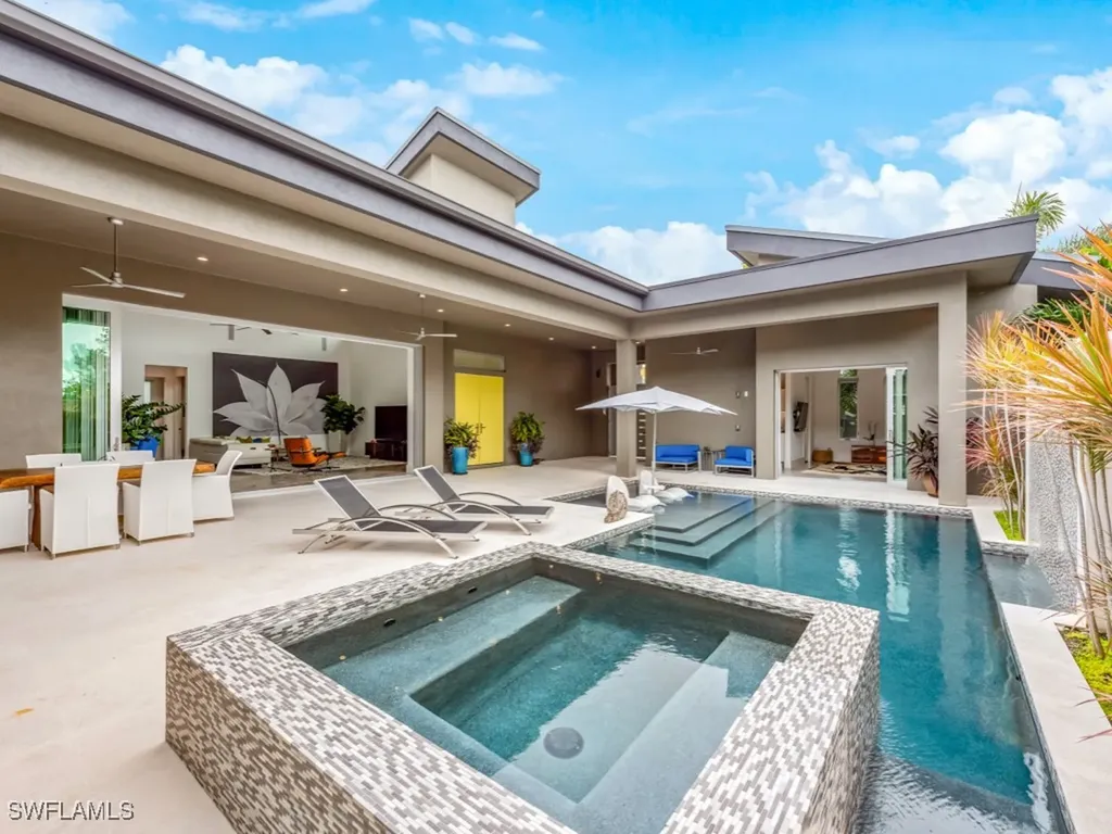 600 Crescent Street Marco Island FL 34145