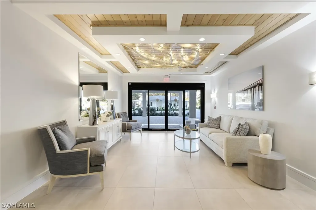 3401 Gulf Shore Boulevard N Naples FL 34103