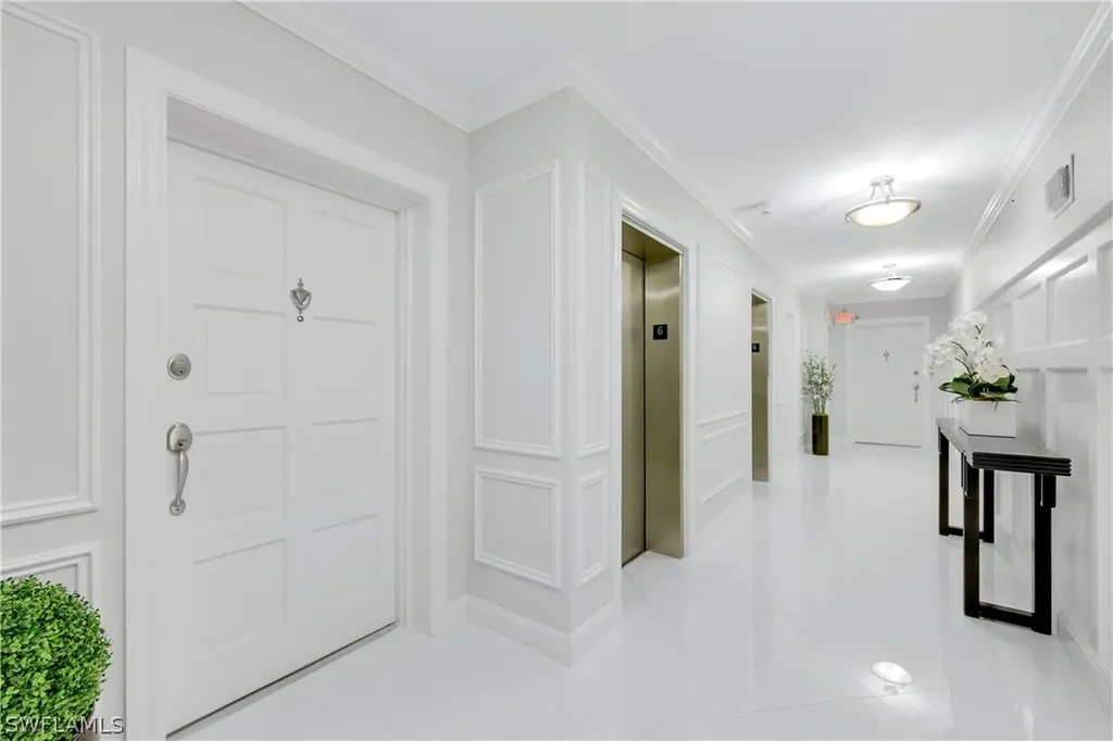 3401 Gulf Shore Boulevard N Naples FL 34103